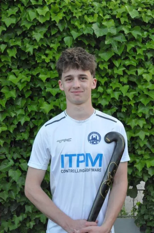 player image
