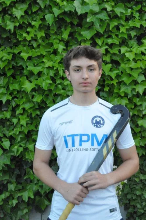 player image